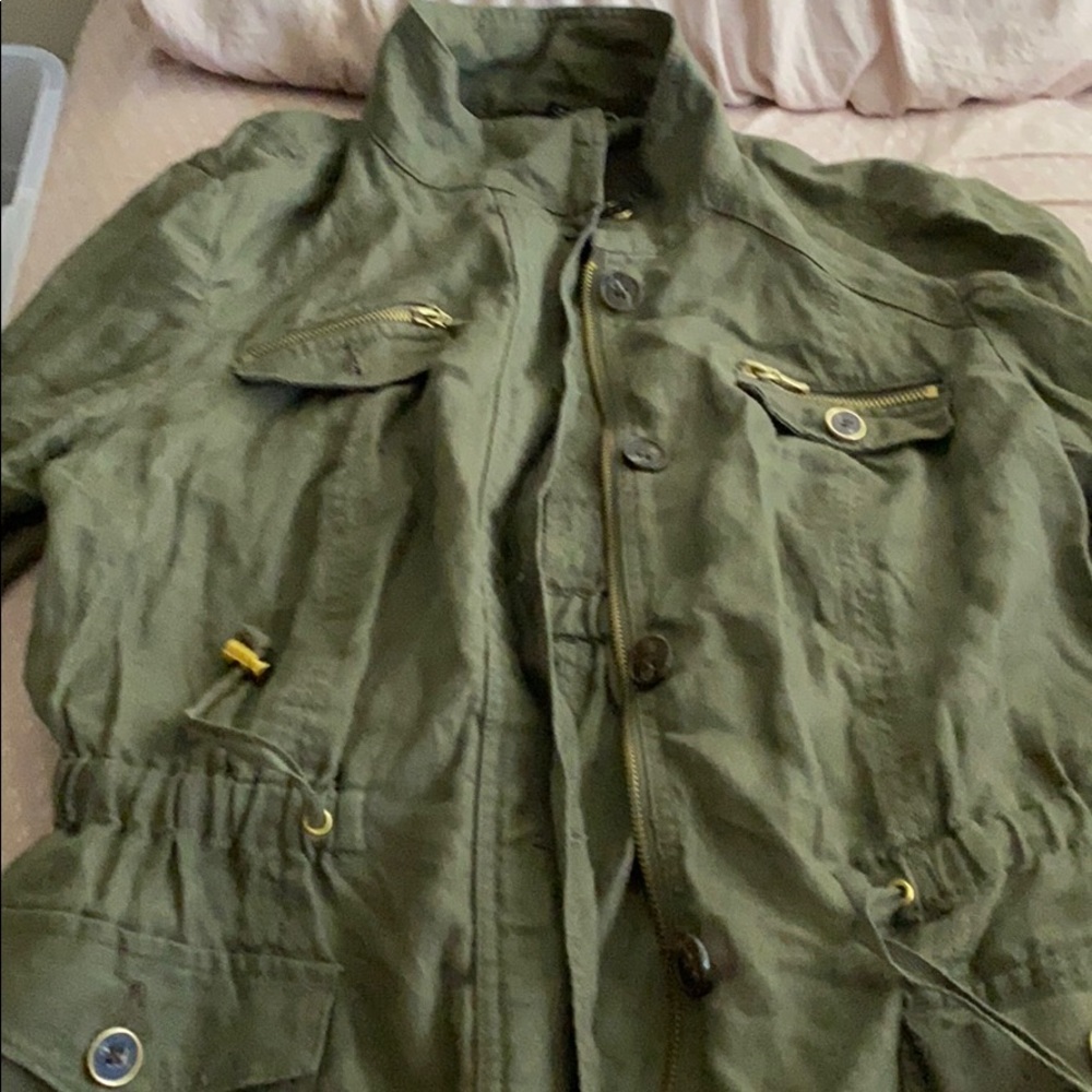 Lightweight jacket